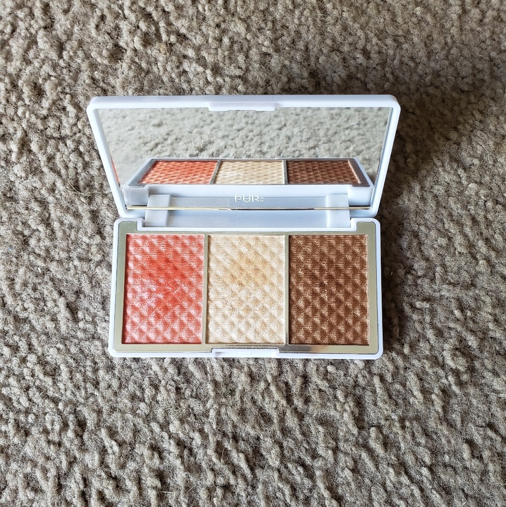 P.U.R. brighten and bronzer trio